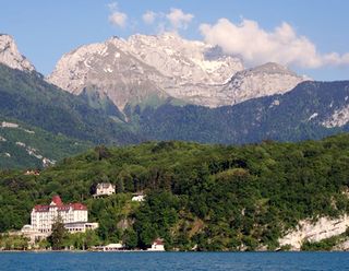 La_Tournette_vue_du_Lac_d_Annecy